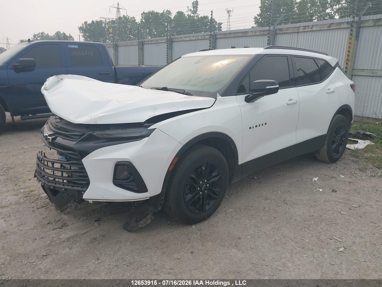 2021 CHEVROLET BLAZER LT thumbnail 3