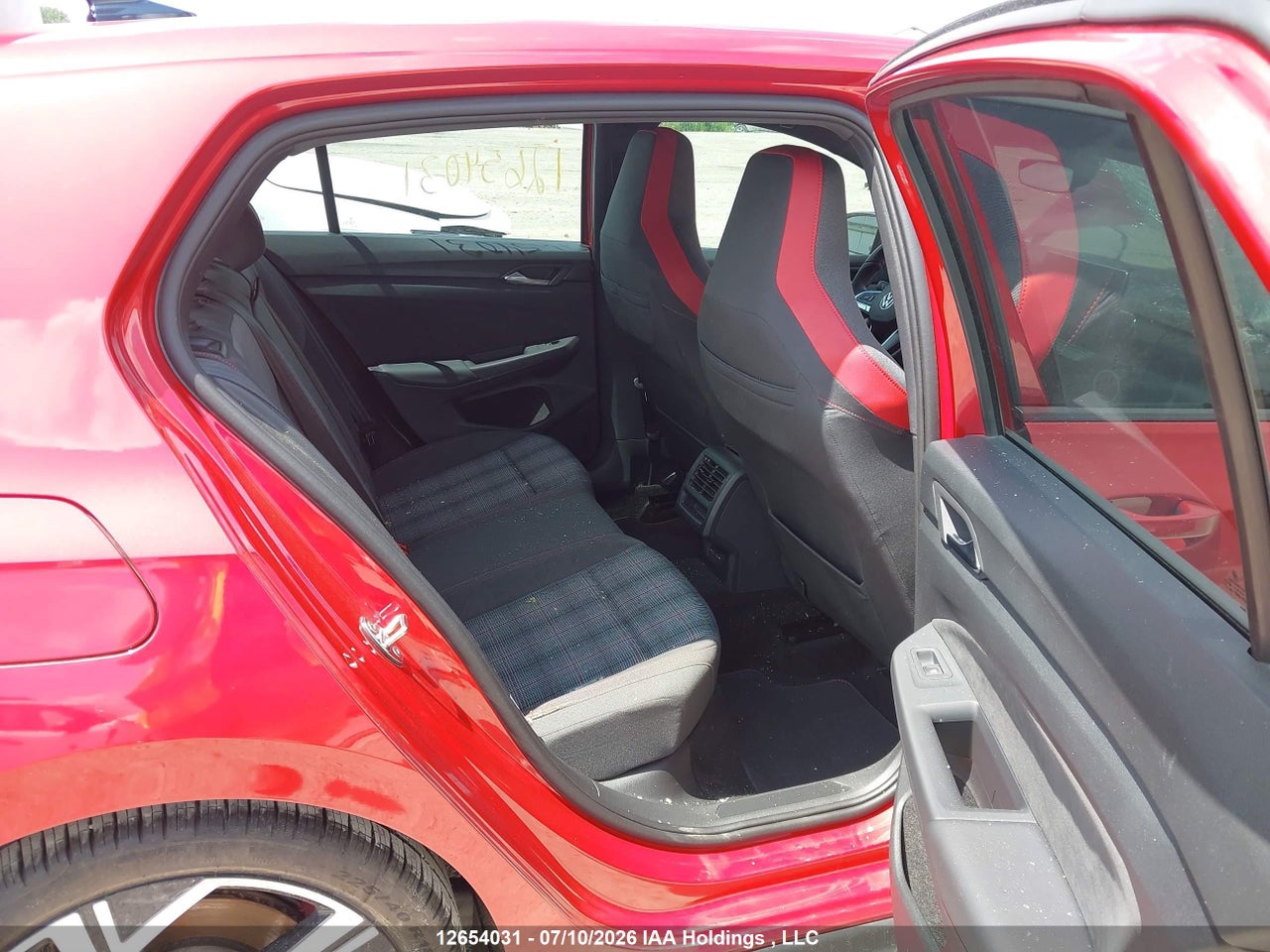 2025 VOLKSWAGEN GOLF GTI thumbnail 9