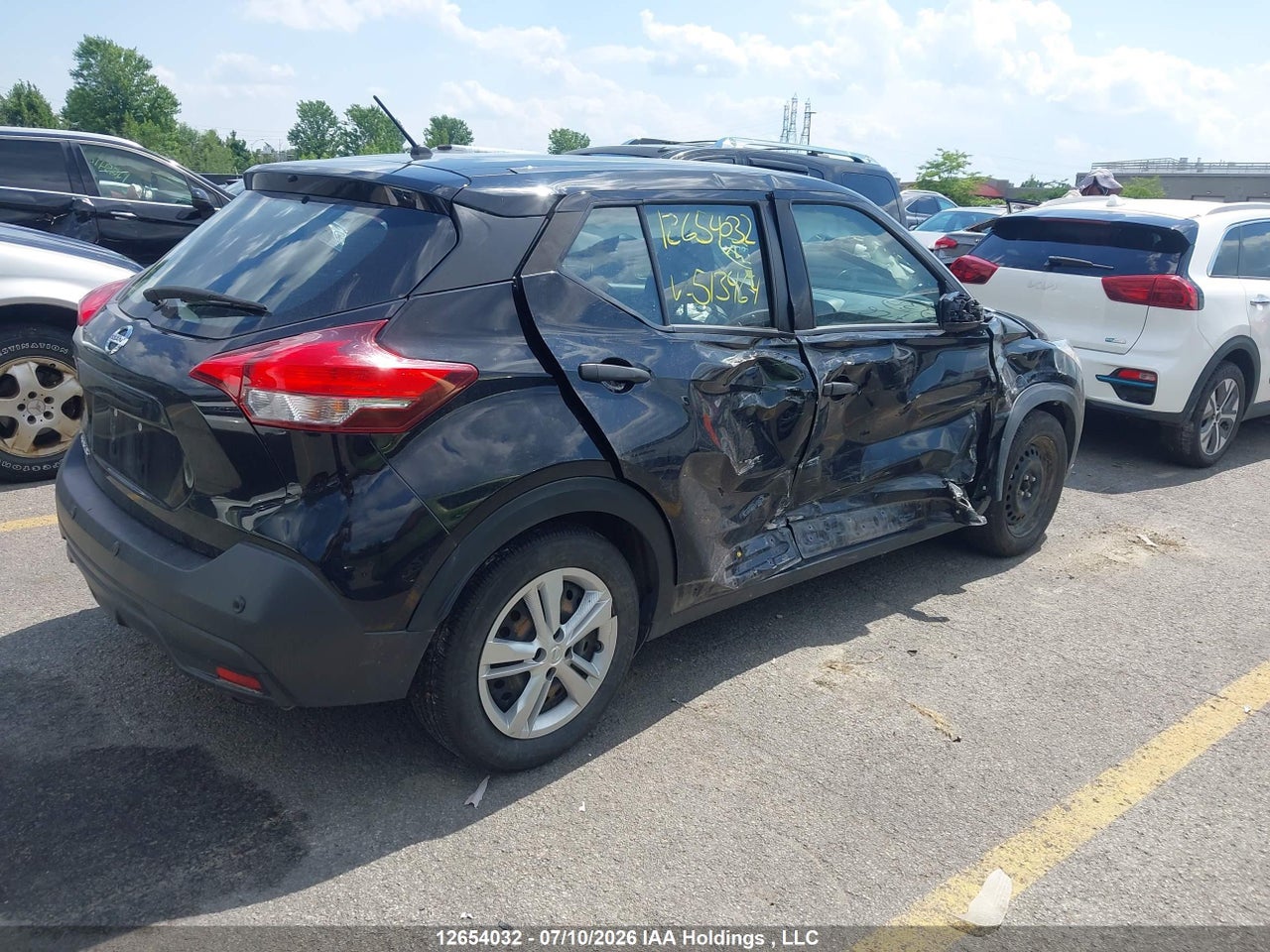 2020 NISSAN KICKS S thumbnail 5