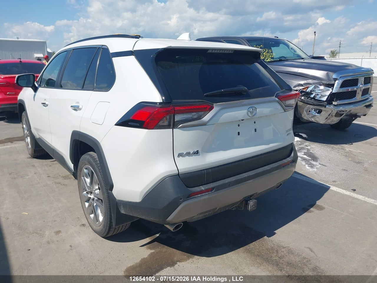 2024 TOYOTA RAV4 LIMITED thumbnail 4