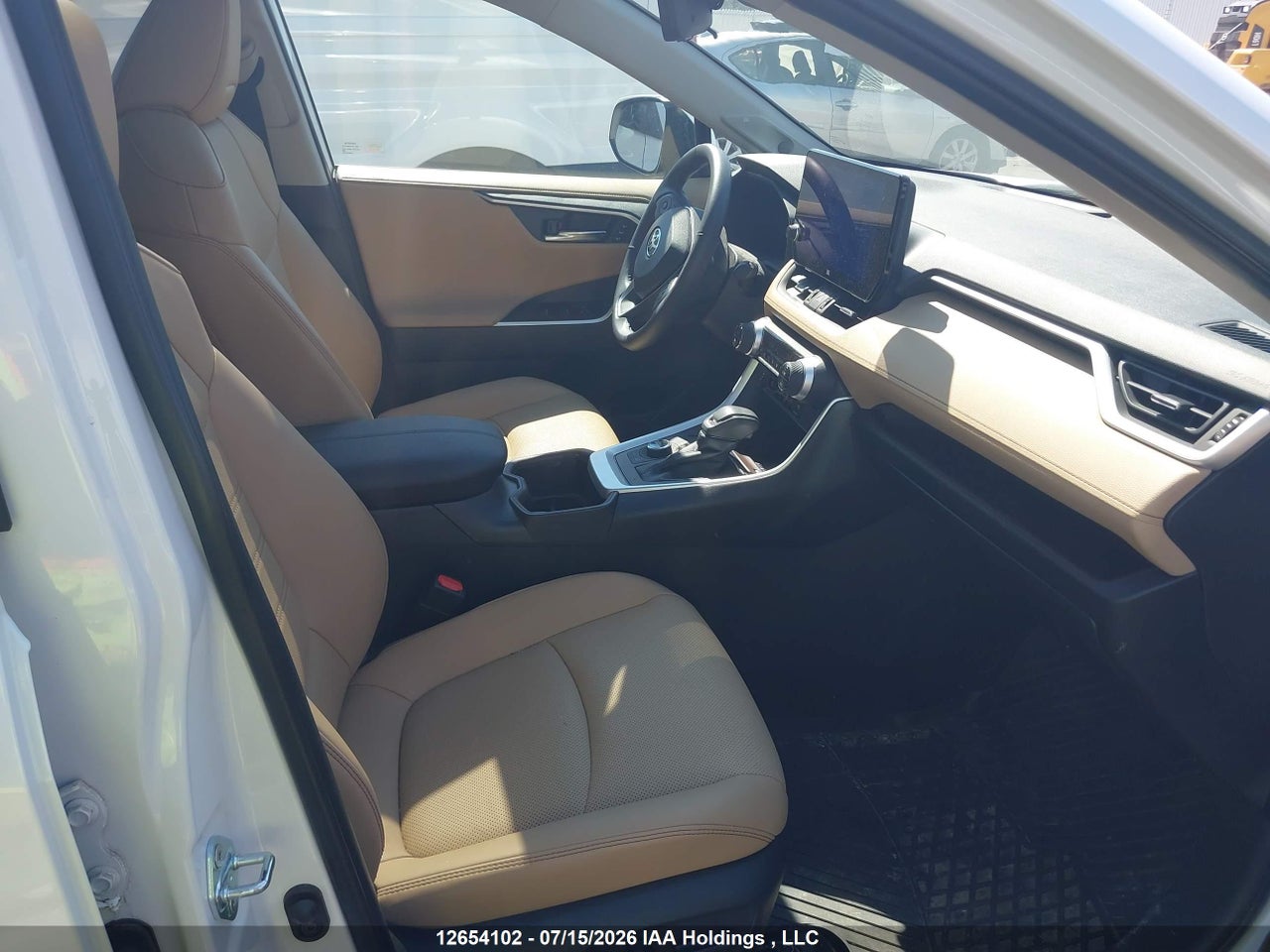 2024 TOYOTA RAV4 LIMITED thumbnail 6