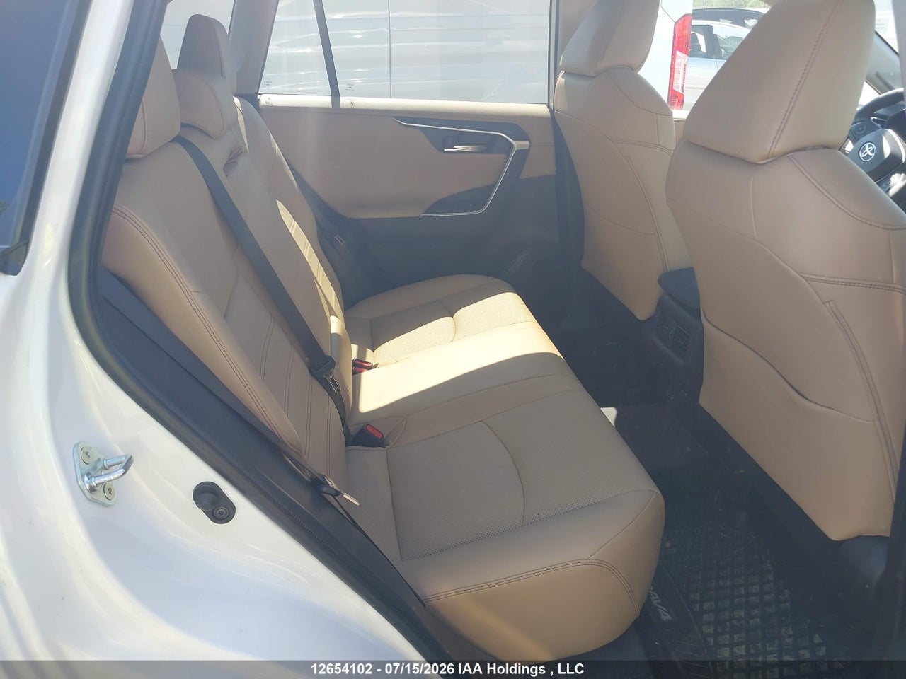2024 TOYOTA RAV4 LIMITED thumbnail 9
