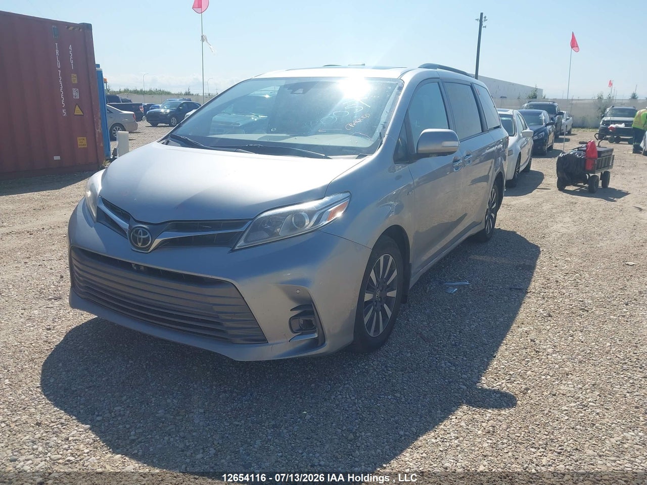 2018 TOYOTA SIENNA thumbnail 3
