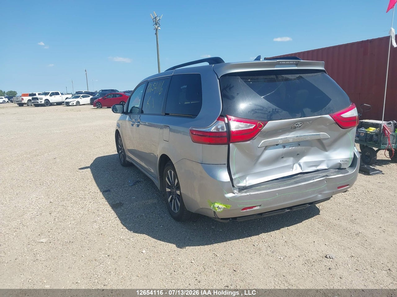 2018 TOYOTA SIENNA thumbnail 4