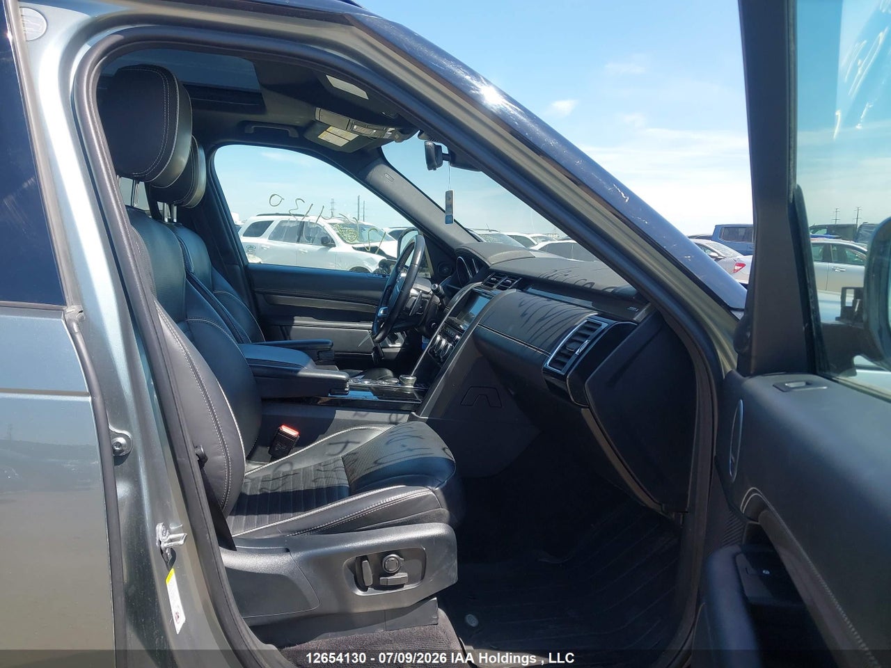 2017 LAND ROVER DISCOVERY HSE thumbnail 6