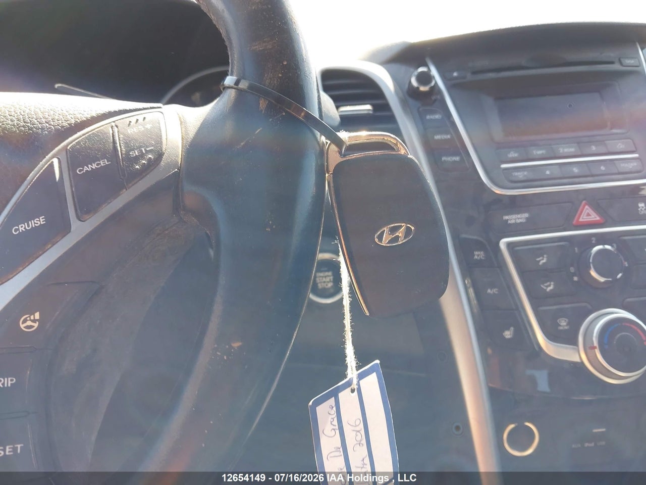 2016 HYUNDAI ELANTRA GT GLS thumbnail 12