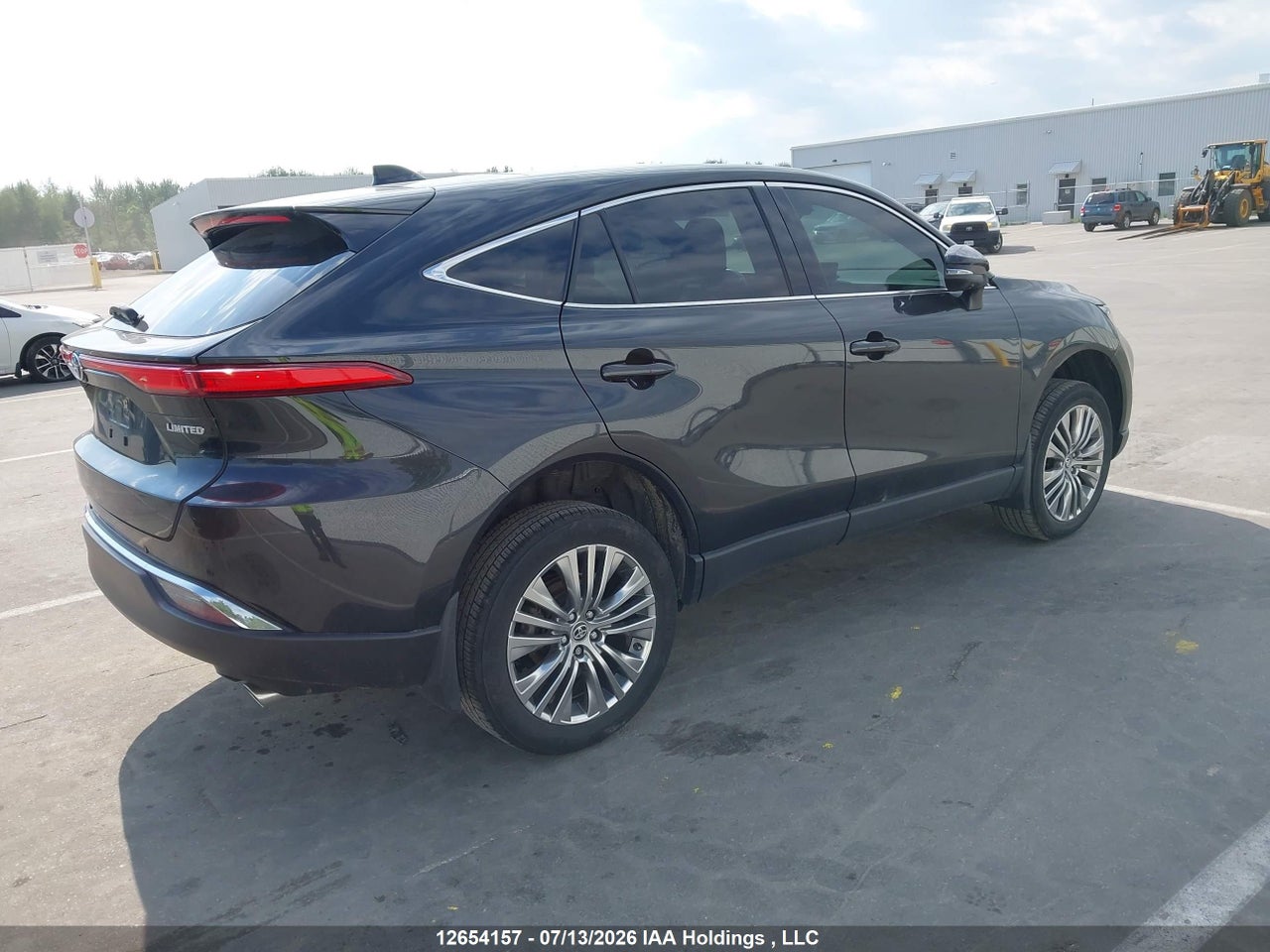 2024 TOYOTA venza limited thumbnail 5