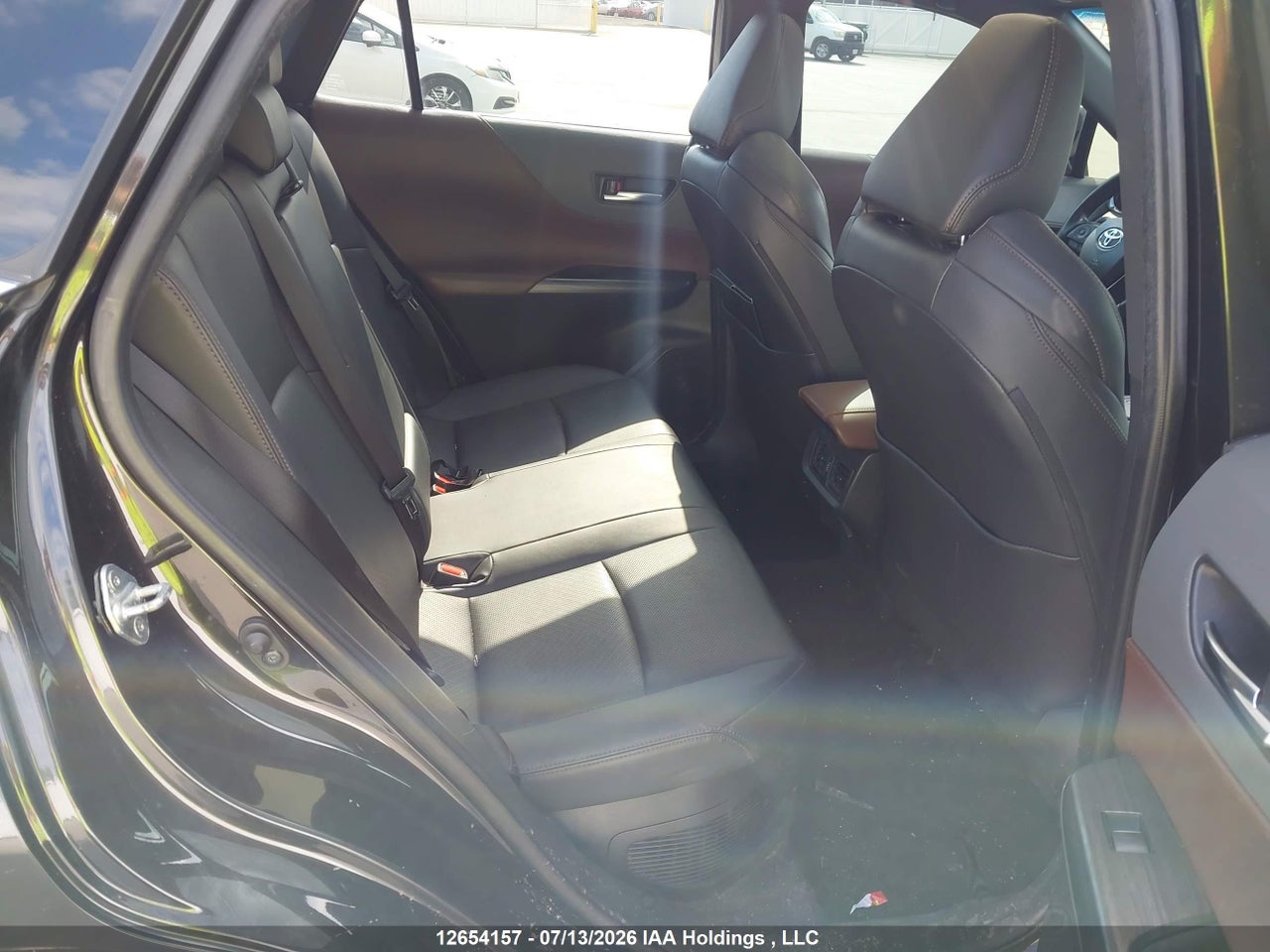 2024 TOYOTA venza limited thumbnail 9