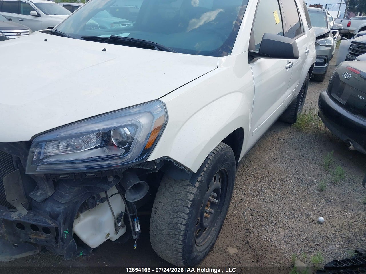 2014 GMC ACADIA SLE thumbnail 3