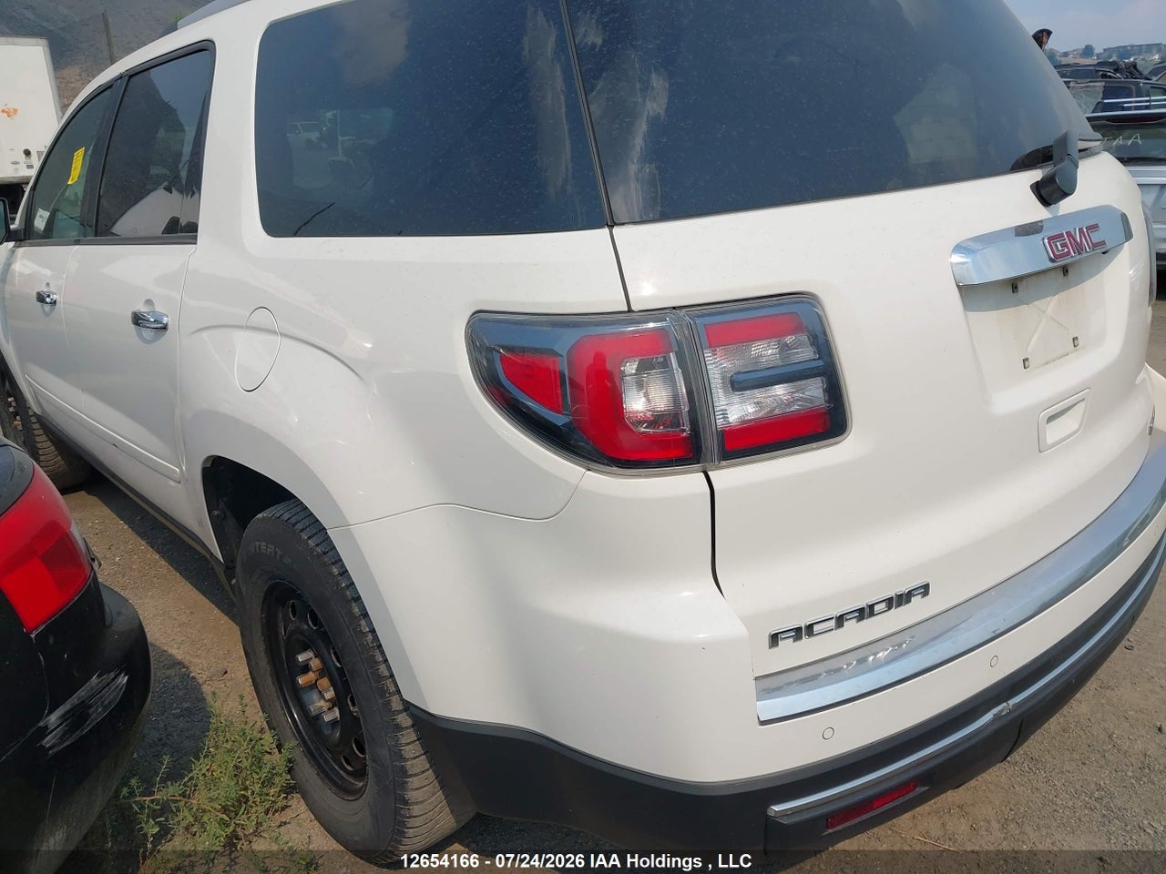 2014 GMC ACADIA SLE thumbnail 4