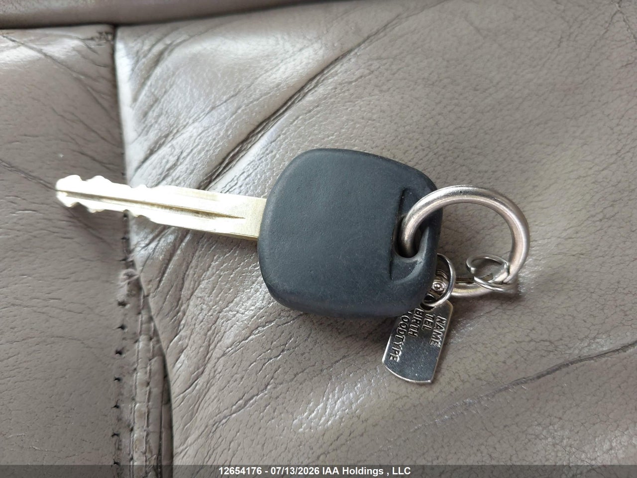 2004 TOYOTA CAMRY LE/XLE/SE thumbnail 12