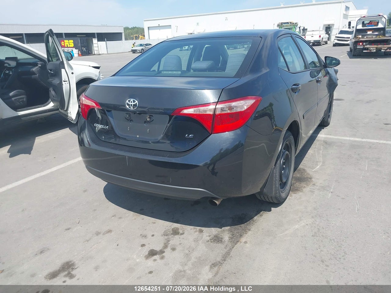 2017 TOYOTA COROLLA LE thumbnail 5