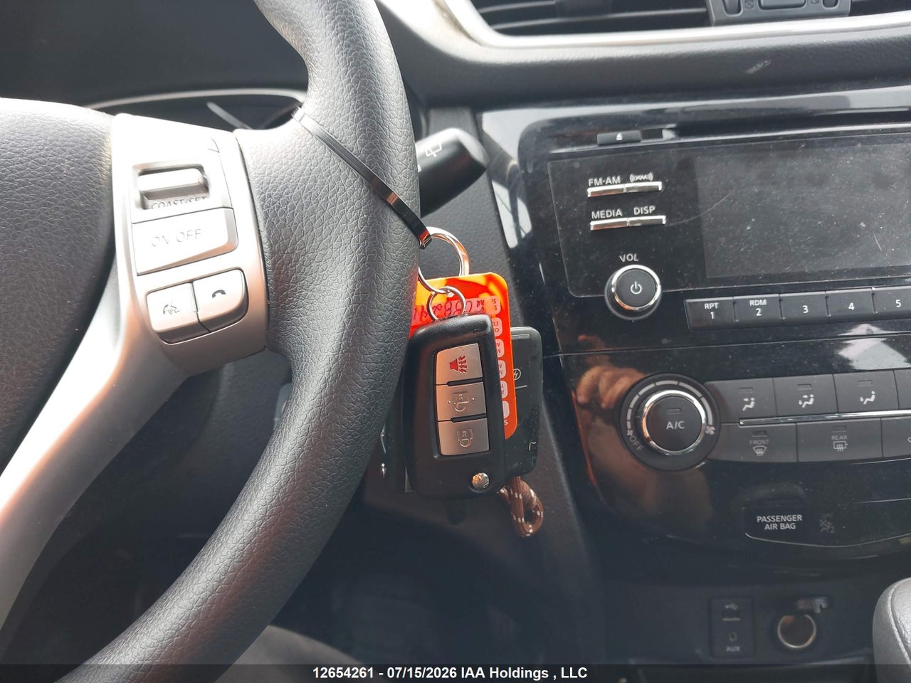 2016 NISSAN ROGUE S/SV thumbnail 12