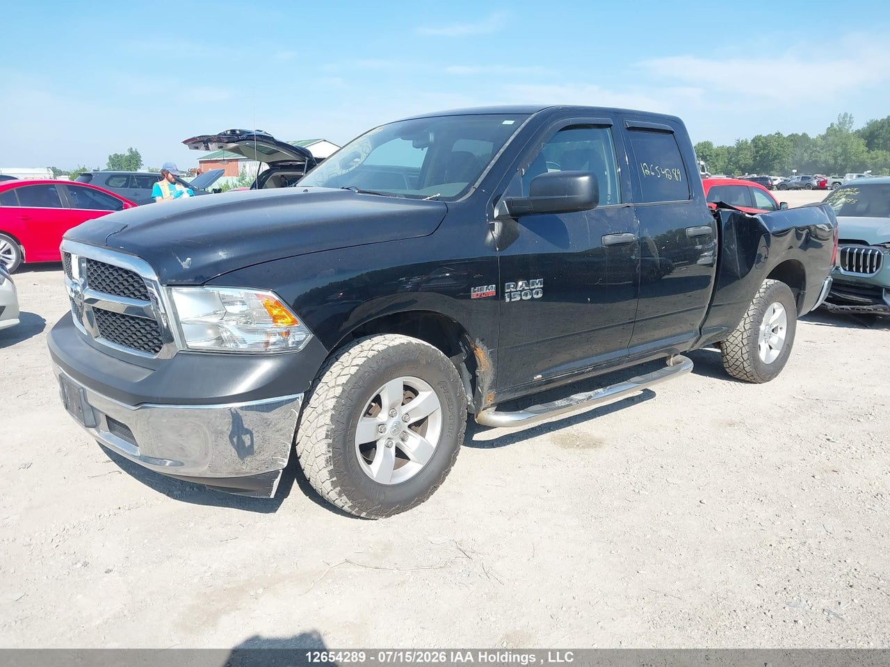 2014 RAM 1500 ST thumbnail 3