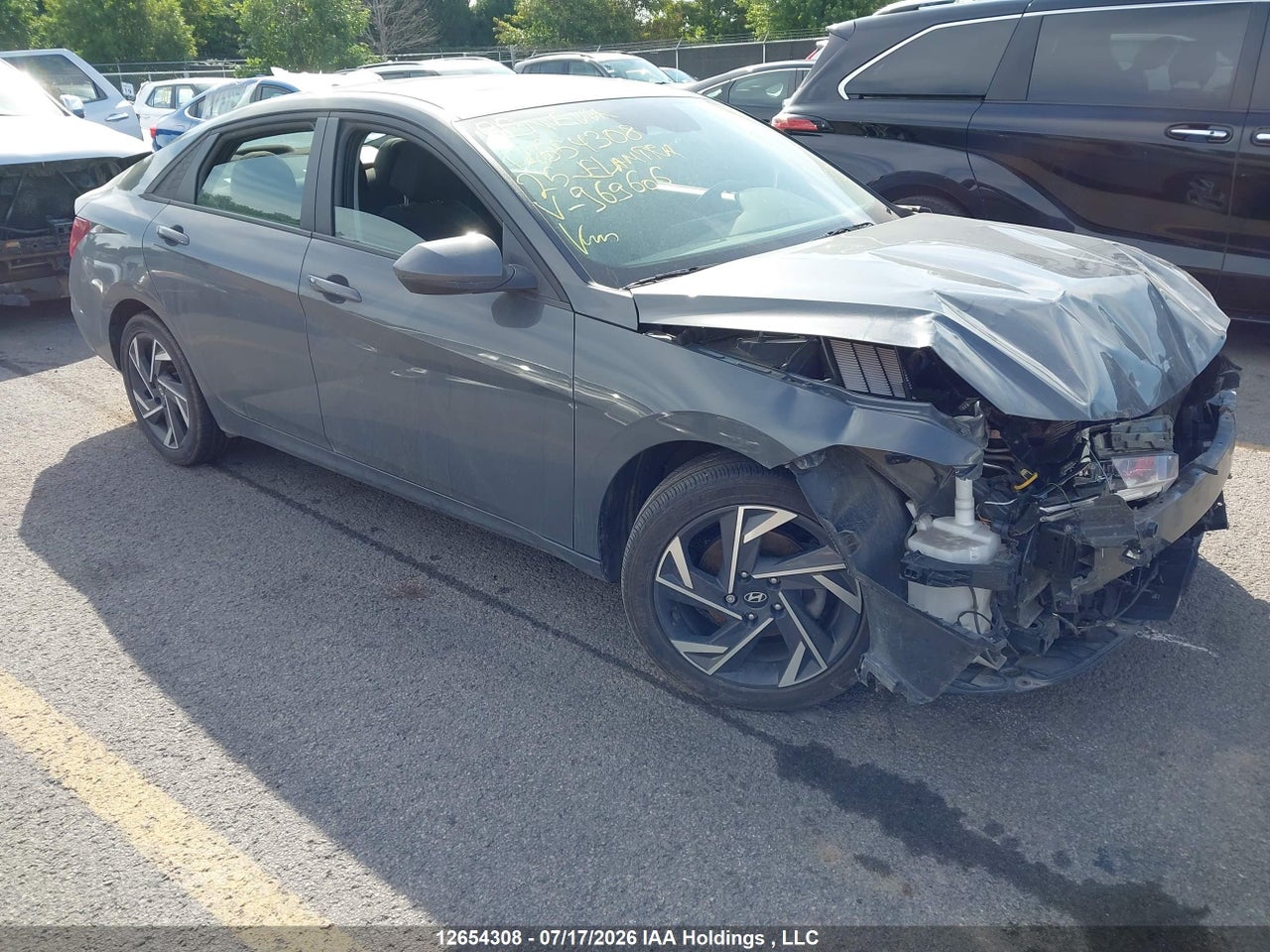 2025 HYUNDAI ELANTRA PREFERRED WITH TECH PACKAGE thumbnail 2