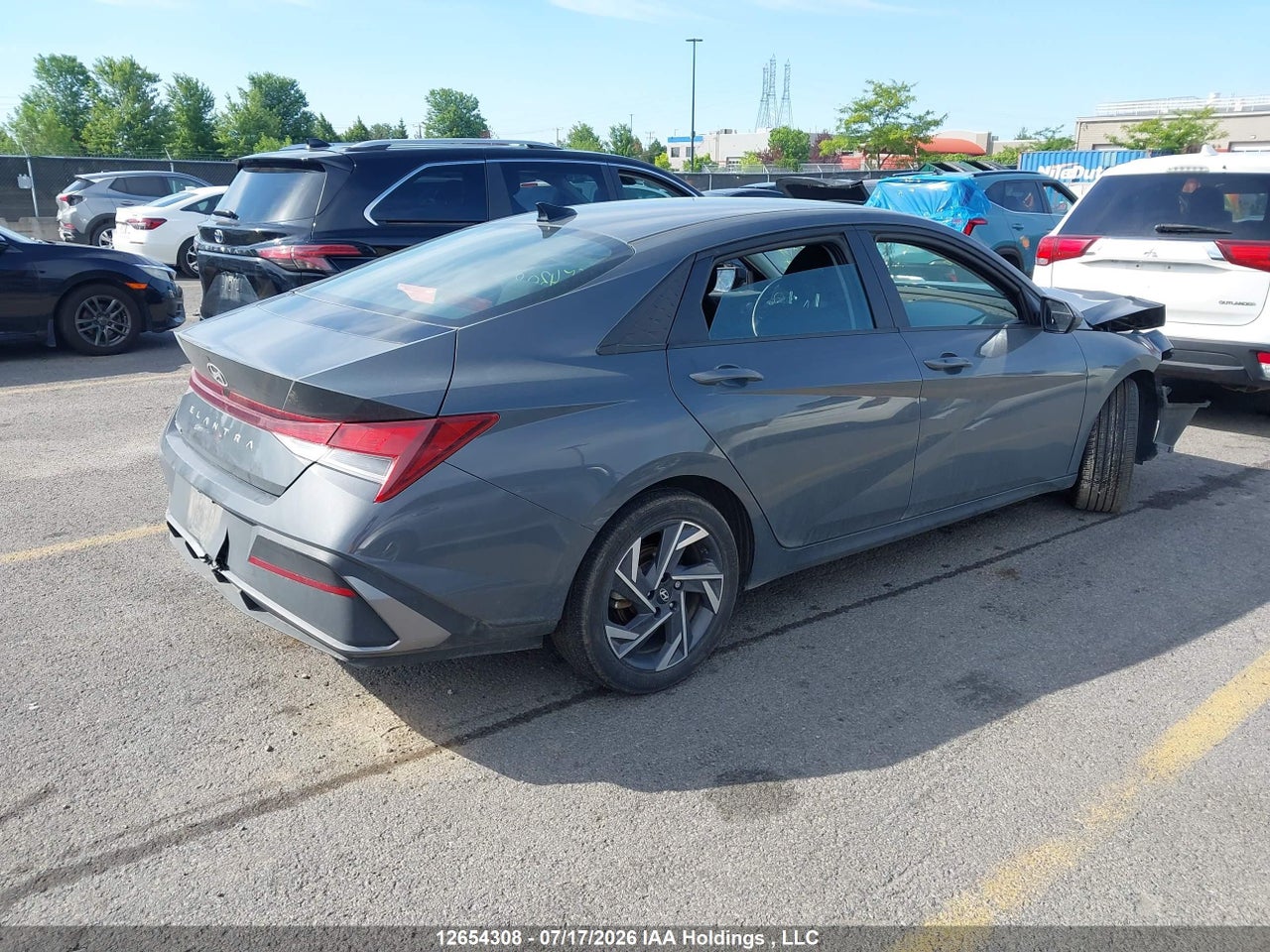 2025 HYUNDAI ELANTRA PREFERRED WITH TECH PACKAGE thumbnail 5
