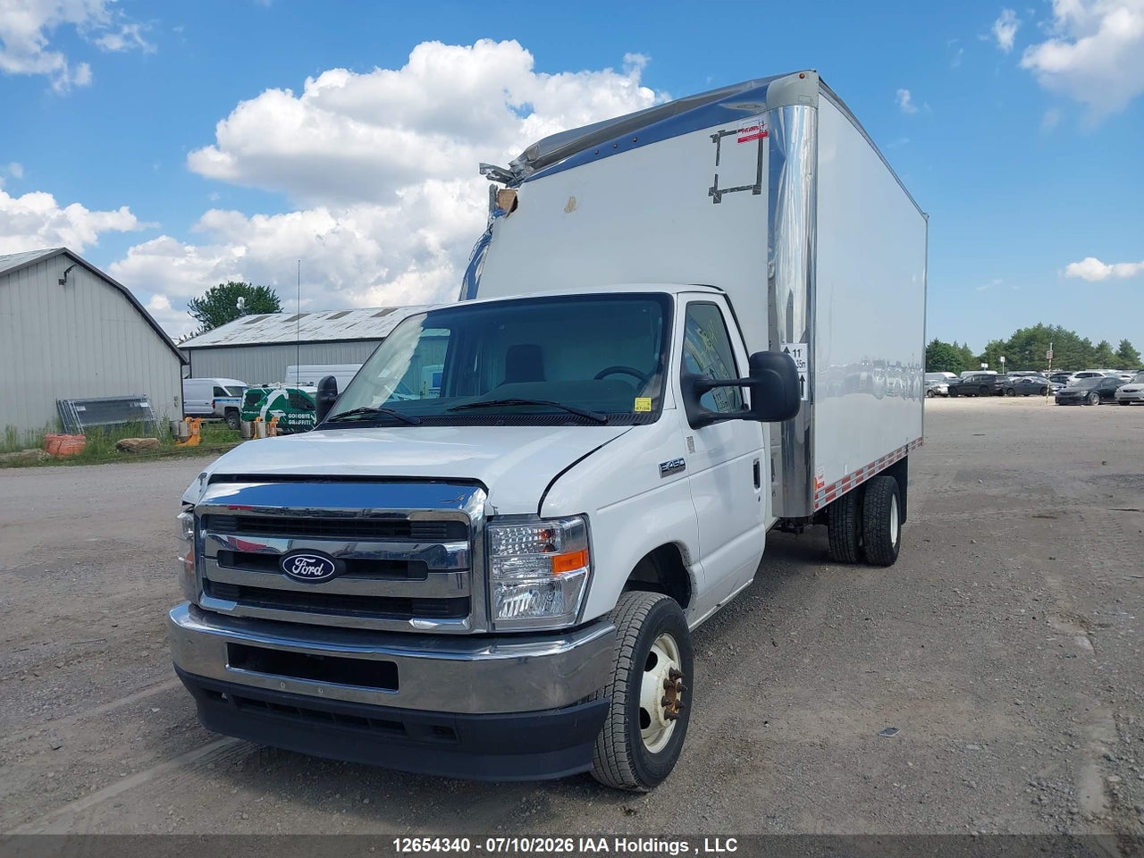 2022 FORD ECONOLINE E450 SUPER DUTY CUTAWAY VAN thumbnail 3
