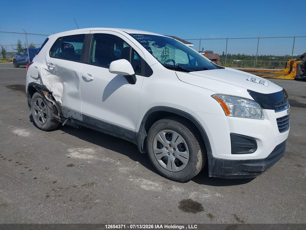 2016 CHEVROLET TRAX LS thumbnail 2