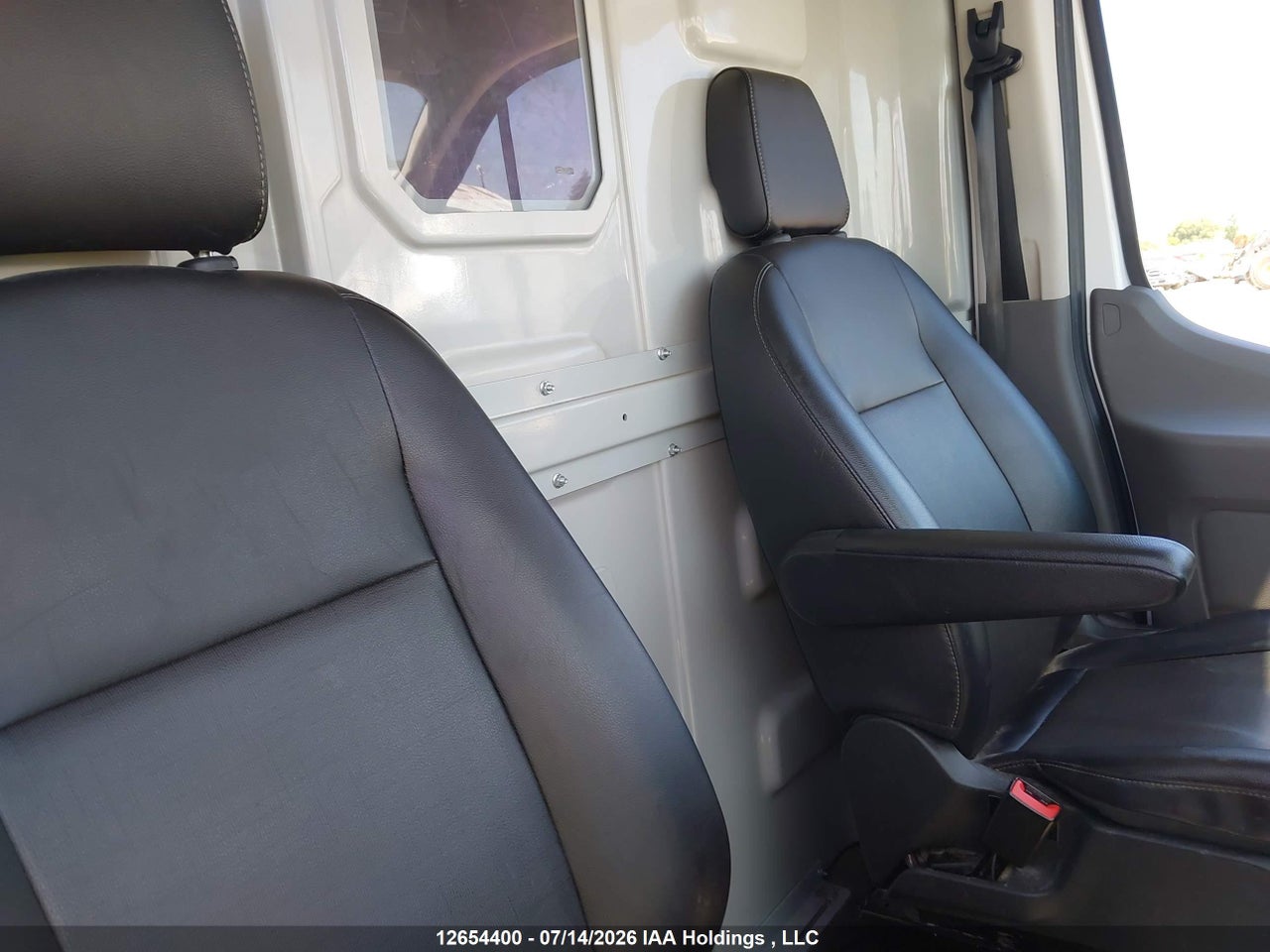 2024 FORD transit t-250 thumbnail 9