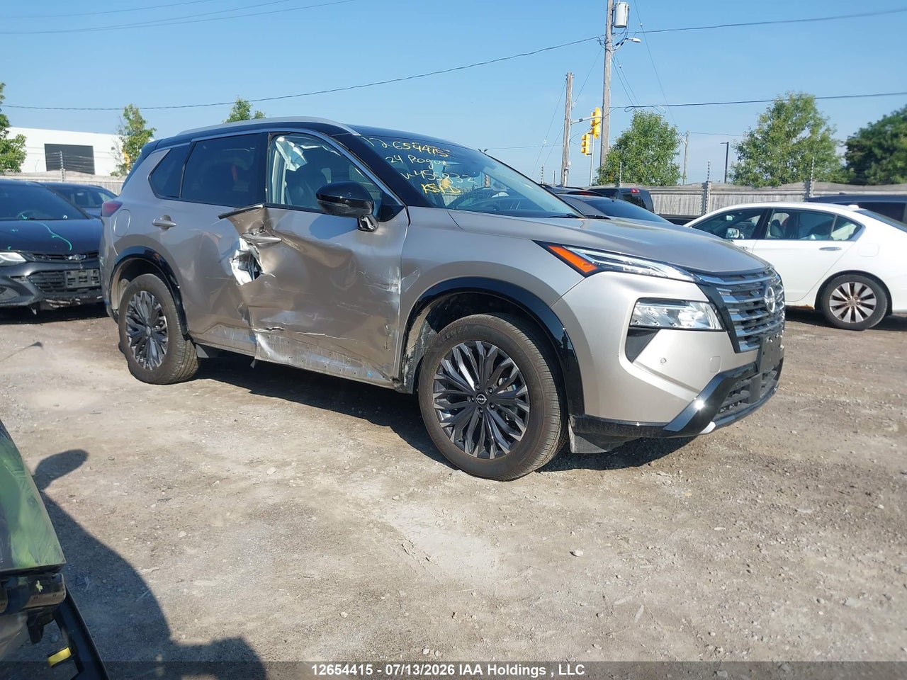 2024 NISSAN ROGUE PLATINUM thumbnail 2