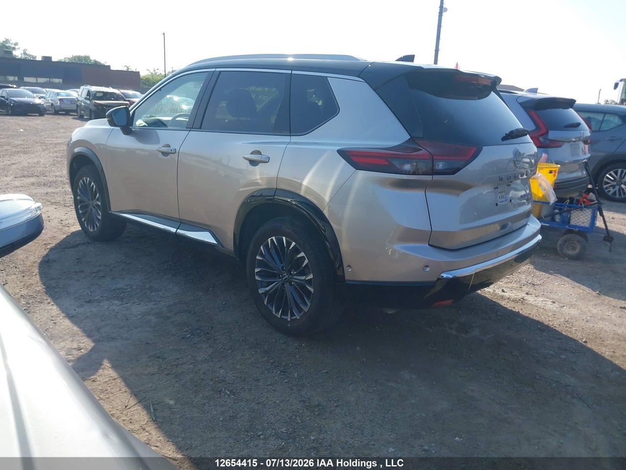 2024 NISSAN ROGUE PLATINUM thumbnail 4