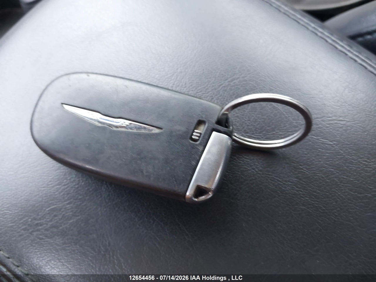 2016 CHRYSLER 200 C thumbnail 12