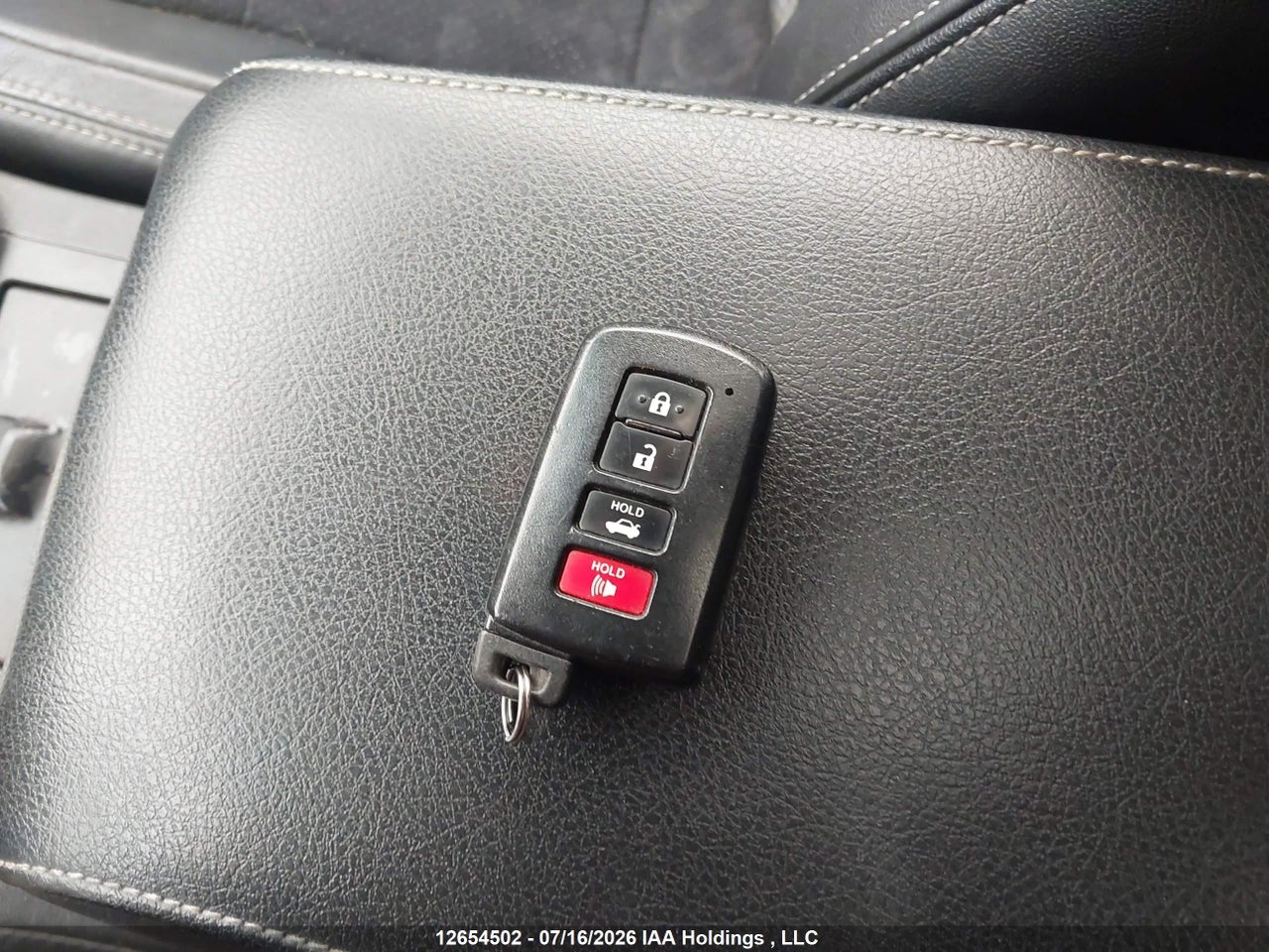 2014 TOYOTA CAMRY SE thumbnail 12