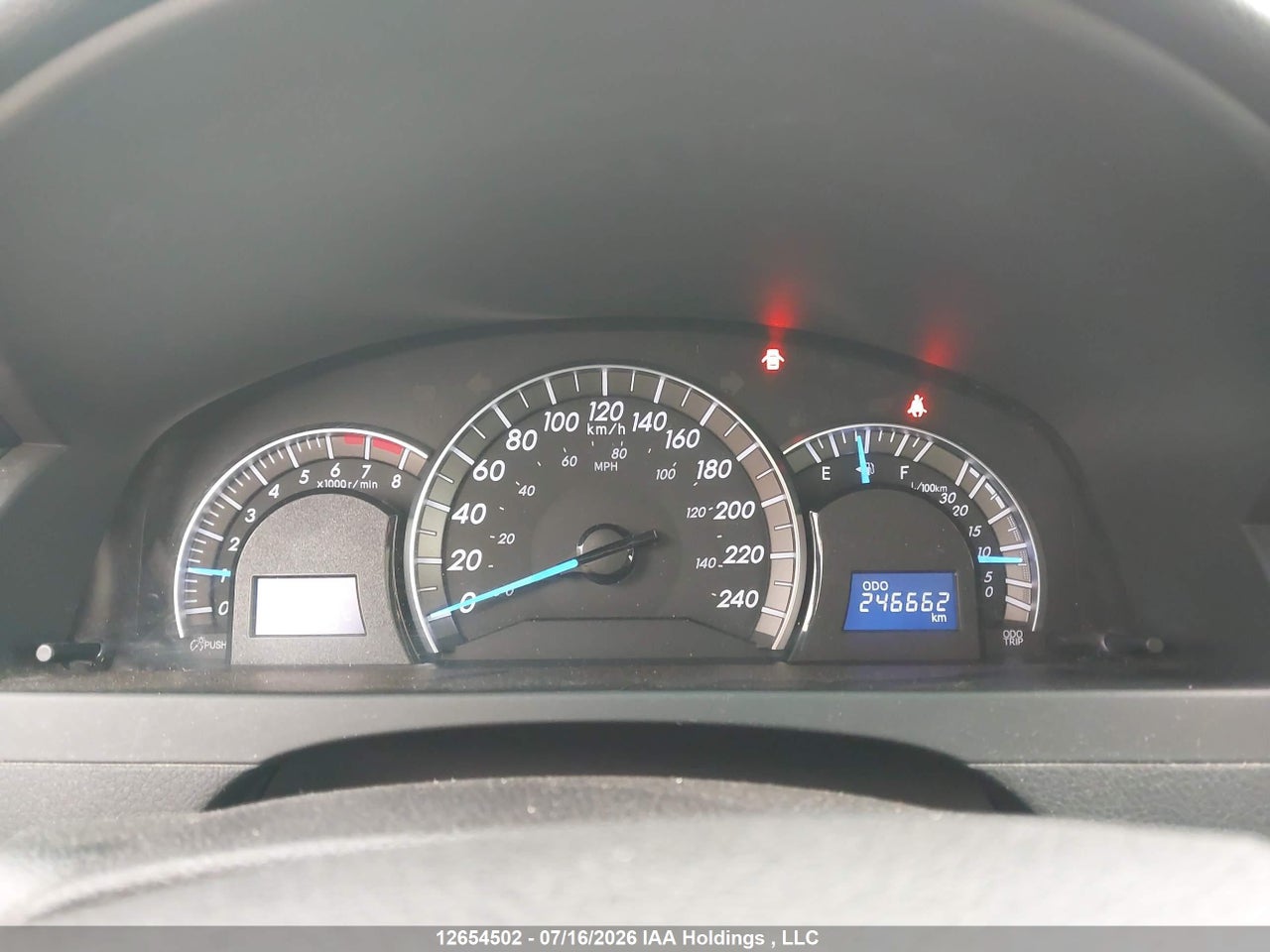 2014 TOYOTA CAMRY SE thumbnail 8