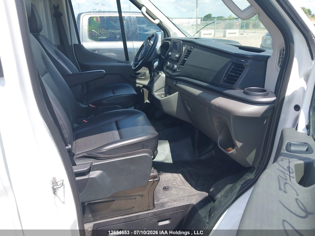 2025 FORD transit t-250 thumbnail 6