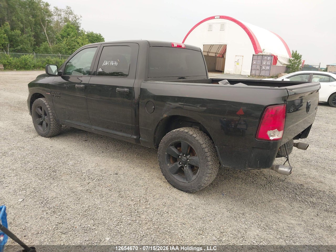 2017 RAM 1500 ST thumbnail 4