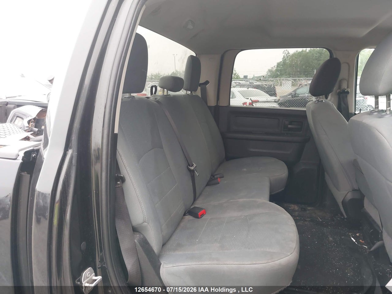 2017 RAM 1500 ST thumbnail 9