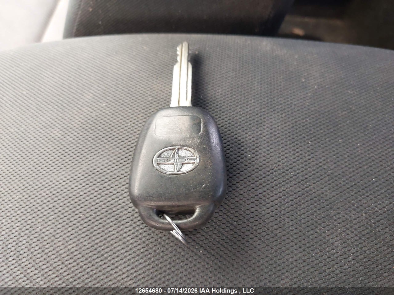 2015 TOYOTA SCION TC thumbnail 12
