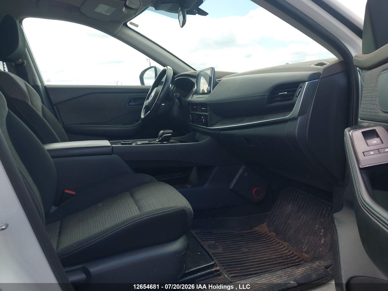 2021 NISSAN ROGUE S thumbnail 6
