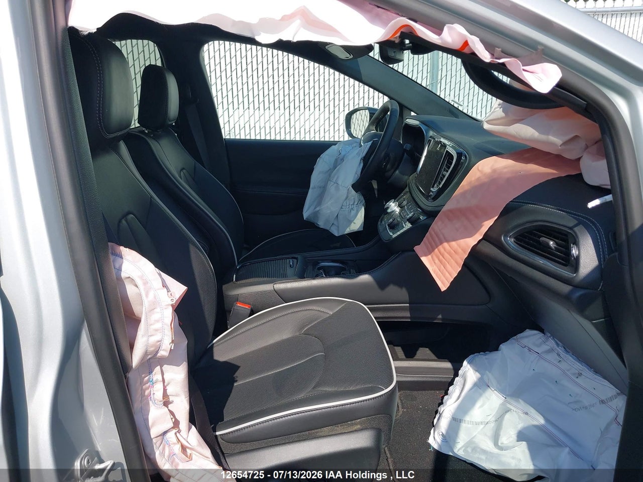 2026 CHRYSLER PACIFICA LIMITED thumbnail 6
