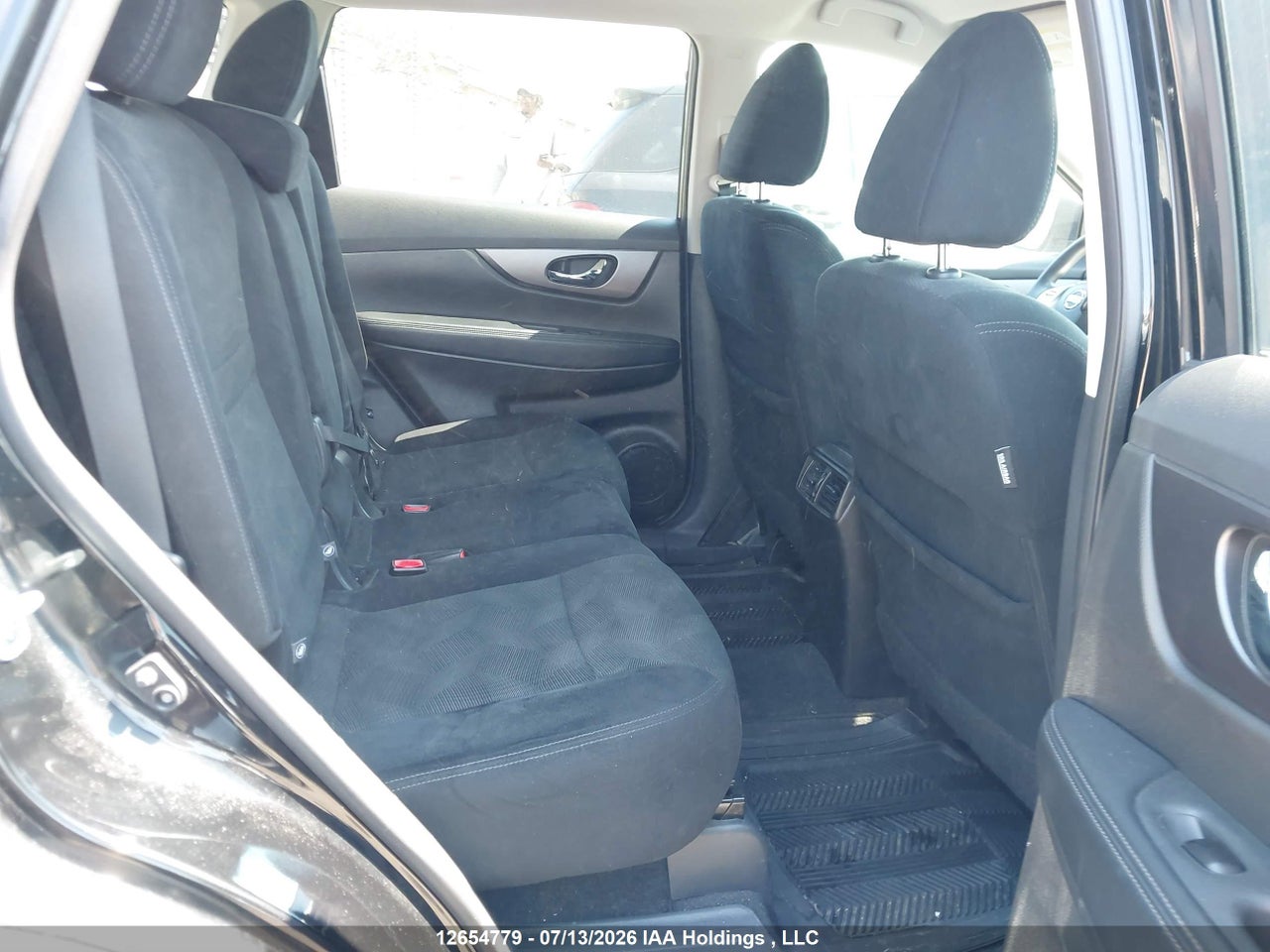 2016 NISSAN ROGUE thumbnail 9