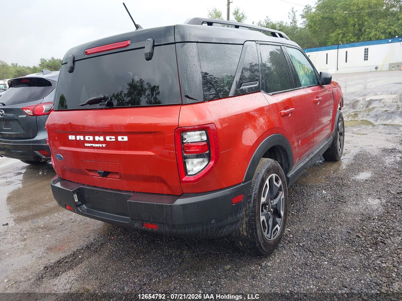 2022 FORD BRONCO SPORT OUTER BANKS thumbnail 5