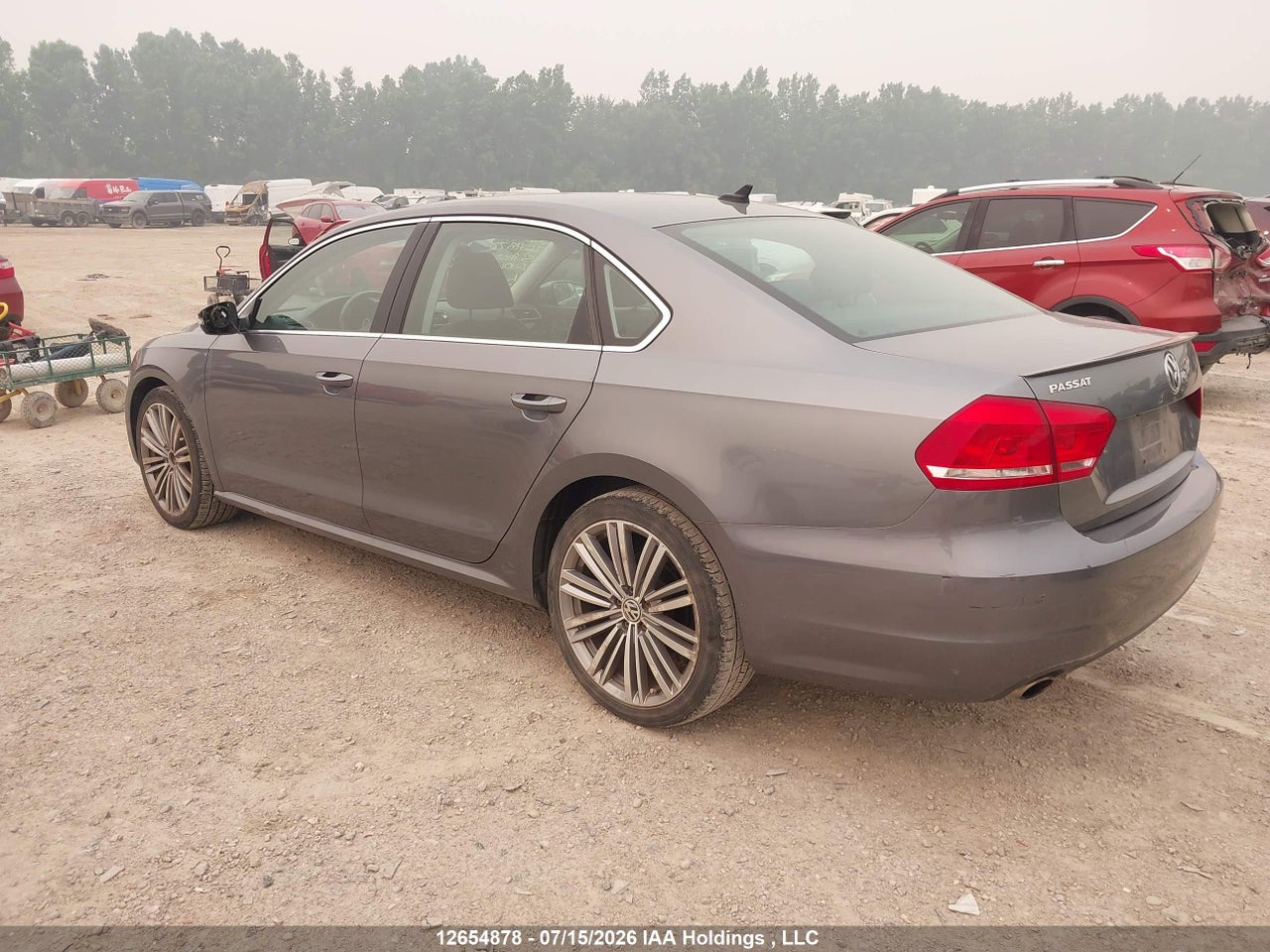 2015 VOLKSWAGEN PASSAT 1.8 TSI COMFORTLINE thumbnail 4