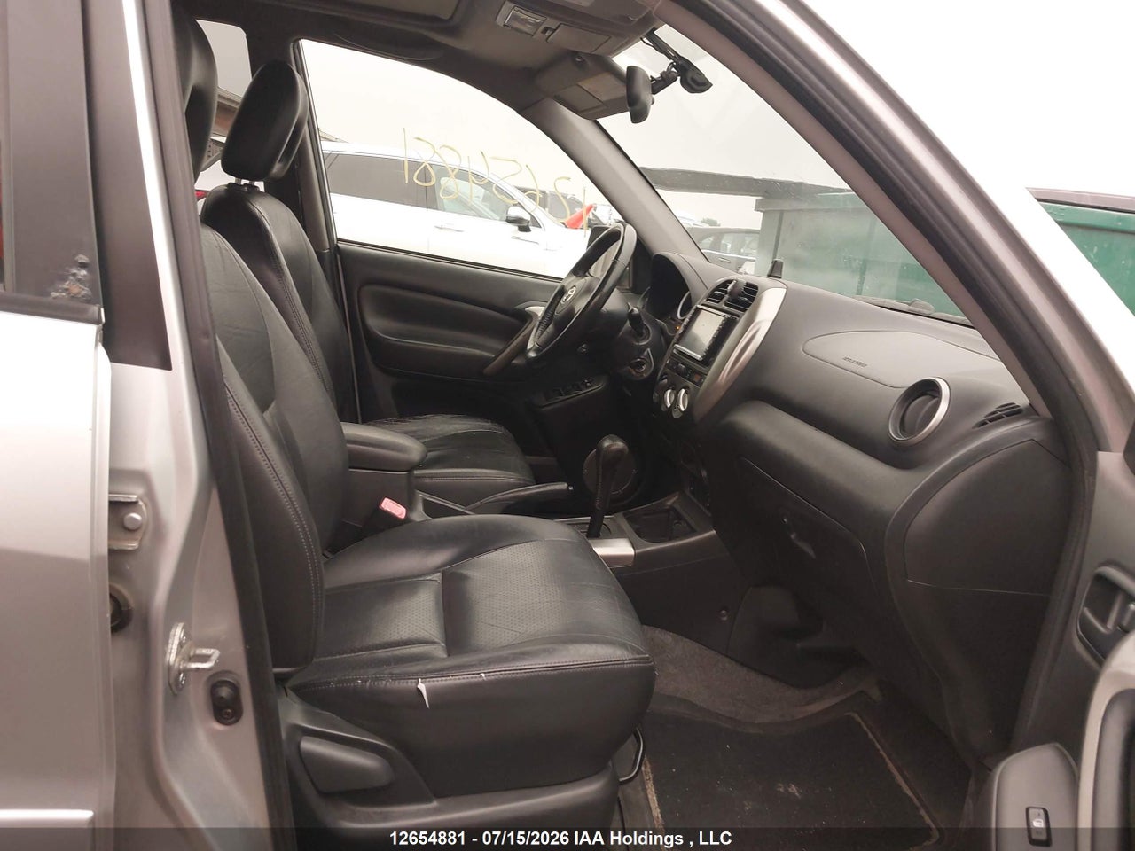 2004 TOYOTA RAV4 thumbnail 6