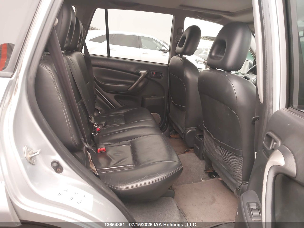 2004 TOYOTA RAV4 thumbnail 9