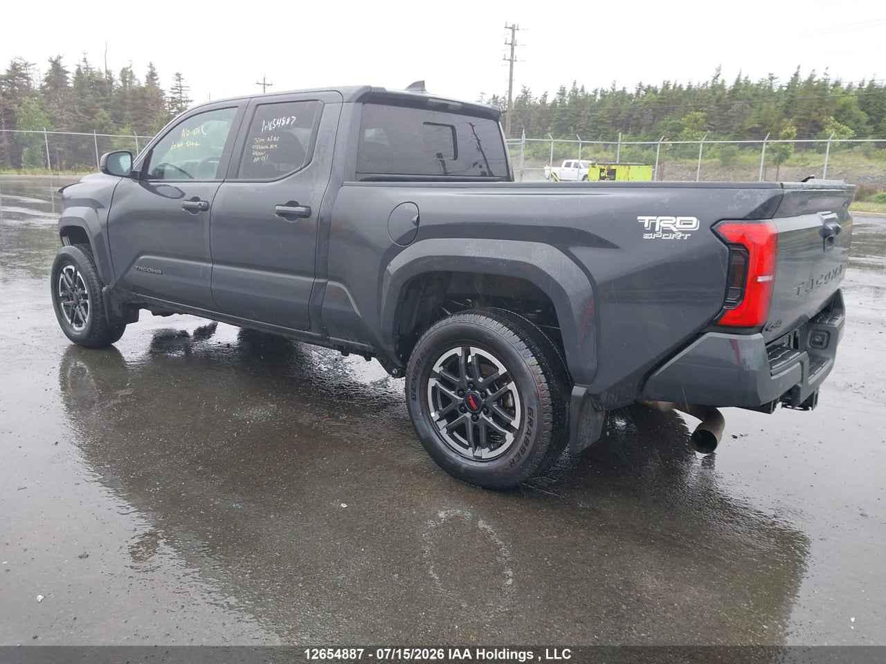 2025 TOYOTA TACOMA thumbnail 4