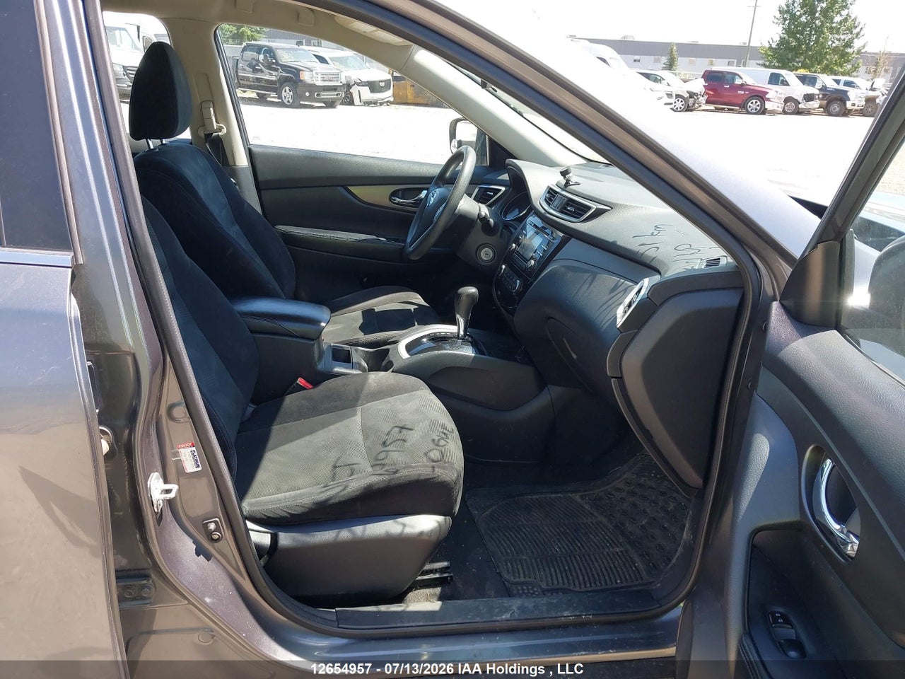 2014 NISSAN ROGUE S/SL/SV thumbnail 6