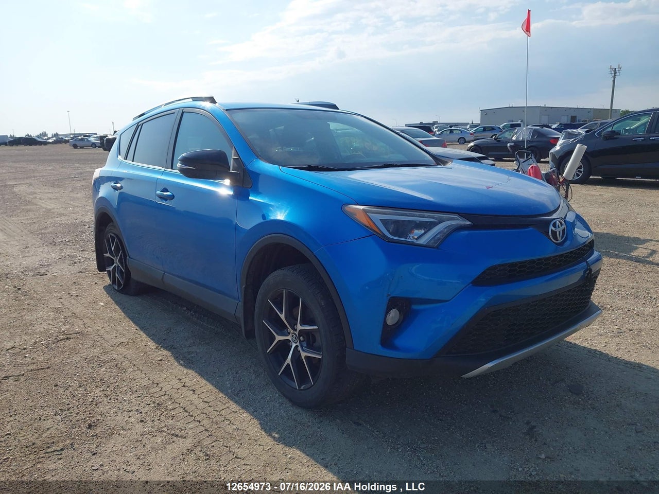 2016 TOYOTA RAV4 SE thumbnail 2