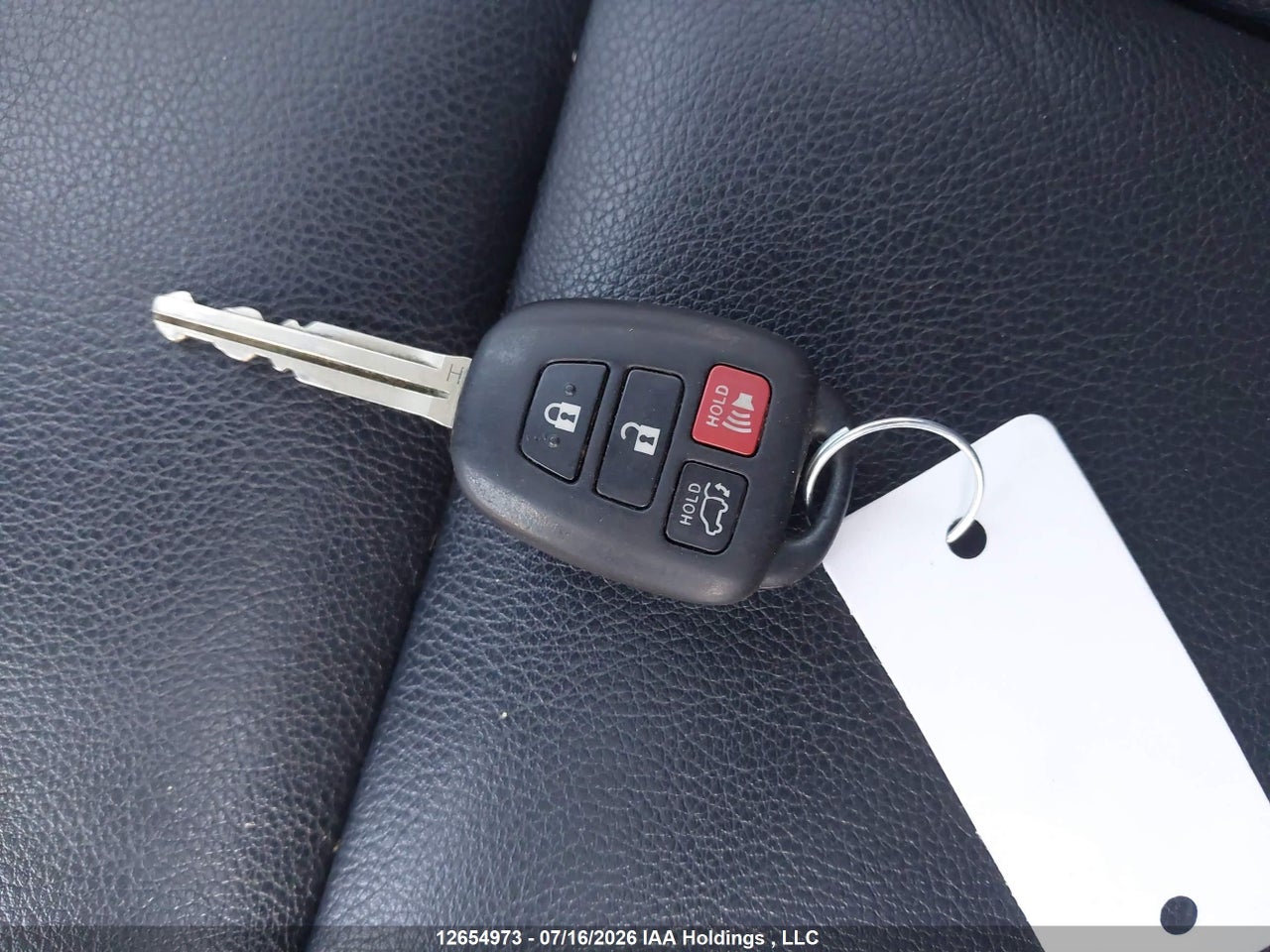 2016 TOYOTA RAV4 SE thumbnail 12