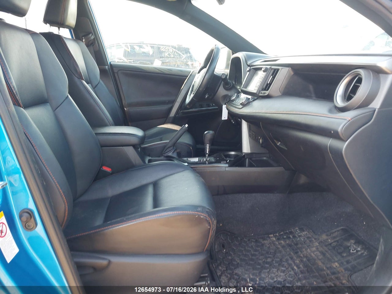 2016 TOYOTA RAV4 SE thumbnail 6