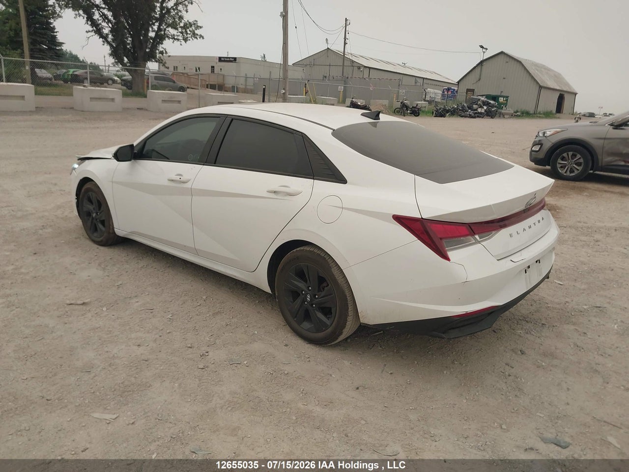 2022 HYUNDAI ELANTRA PREFERRED IVT WITH SUN AND TECH PACKAGE thumbnail 4