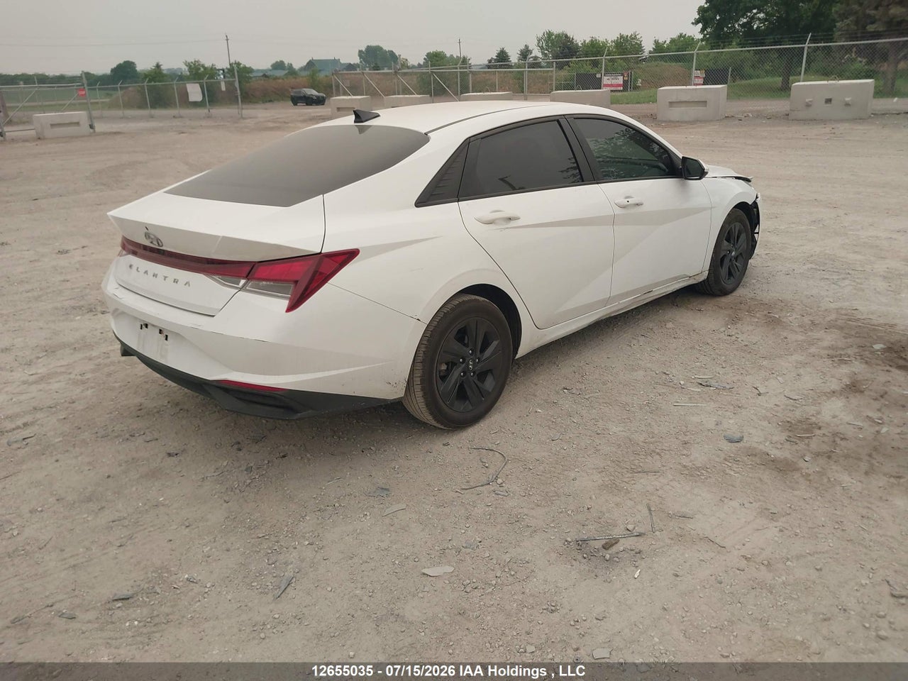 2022 HYUNDAI ELANTRA PREFERRED IVT WITH SUN AND TECH PACKAGE thumbnail 5