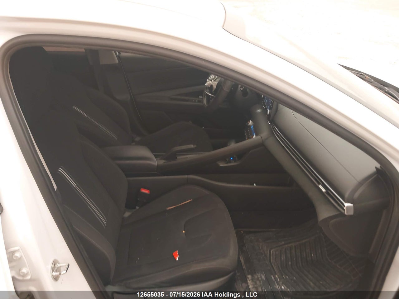 2022 HYUNDAI ELANTRA PREFERRED IVT WITH SUN AND TECH PACKAGE thumbnail 6