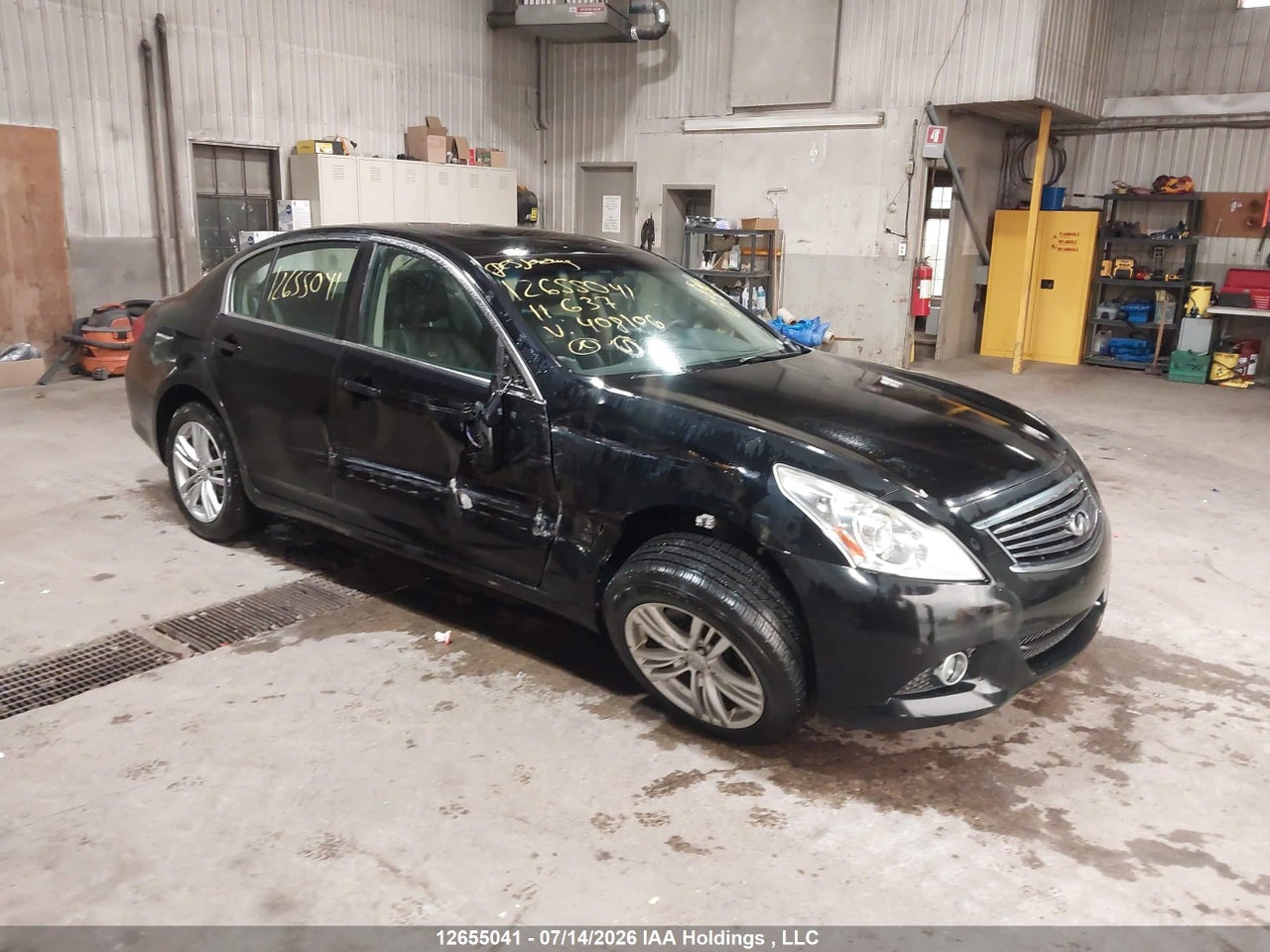 2011 INFINITI G37 thumbnail 2