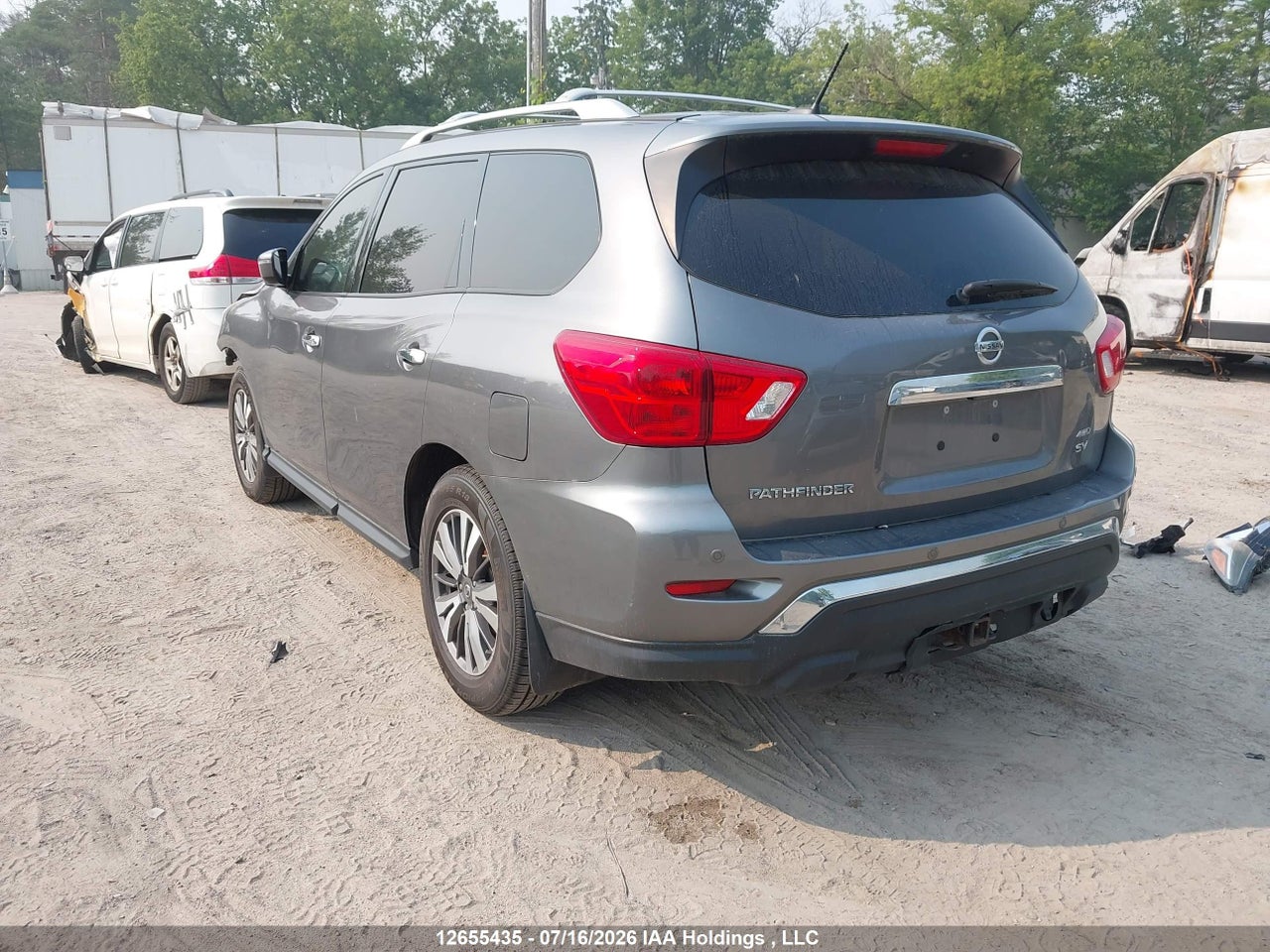 2017 NISSAN PATHFINDER S/SV/SL/PLATINUM thumbnail 4