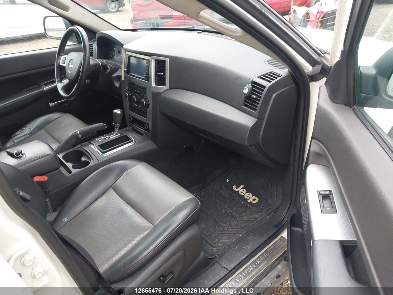 2010 JEEP GRAND CHEROKEE LAREDO thumbnail 6